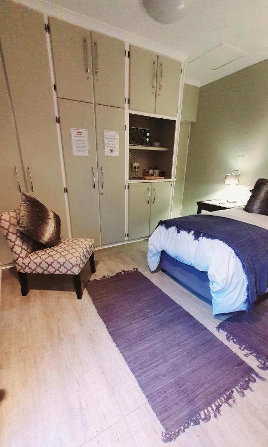 The Spare Bedroom Unit 1 Гаррисмит Экстерьер фото